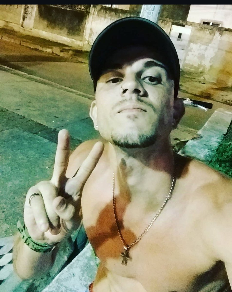 phellipeIsidoro's tweet image. 🤫