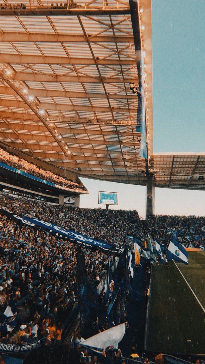 diogo90ff's tweet photo. @DannyLast Sunday Football at Dragão Stadium https://t.co/mN51k4uMpS