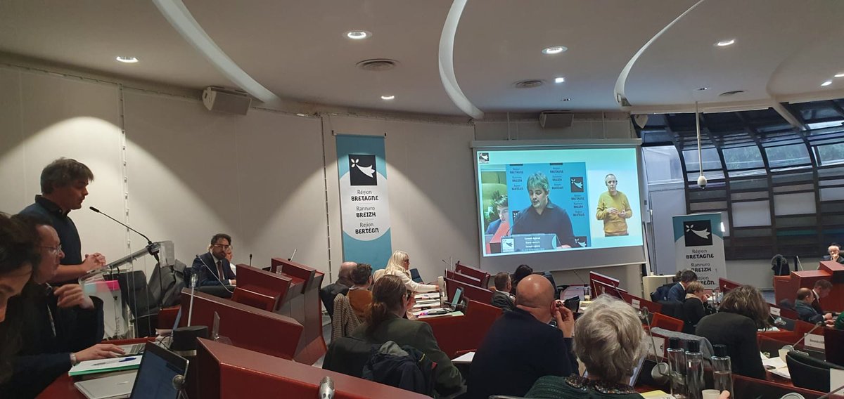 "Quel bordel!" Mon discours de politique générale pour <a href="/Breizhagleiz/">Breizh a-gleiz - Autonomie, écologie, territoires</a> traitait... d'autonomie. Quelle surprise! Comment ne pas l'être dans le contexte? Nous vivons une crise de nos institutions et les idiots regardent vers les élections. La démocratie se résume donc au vote?