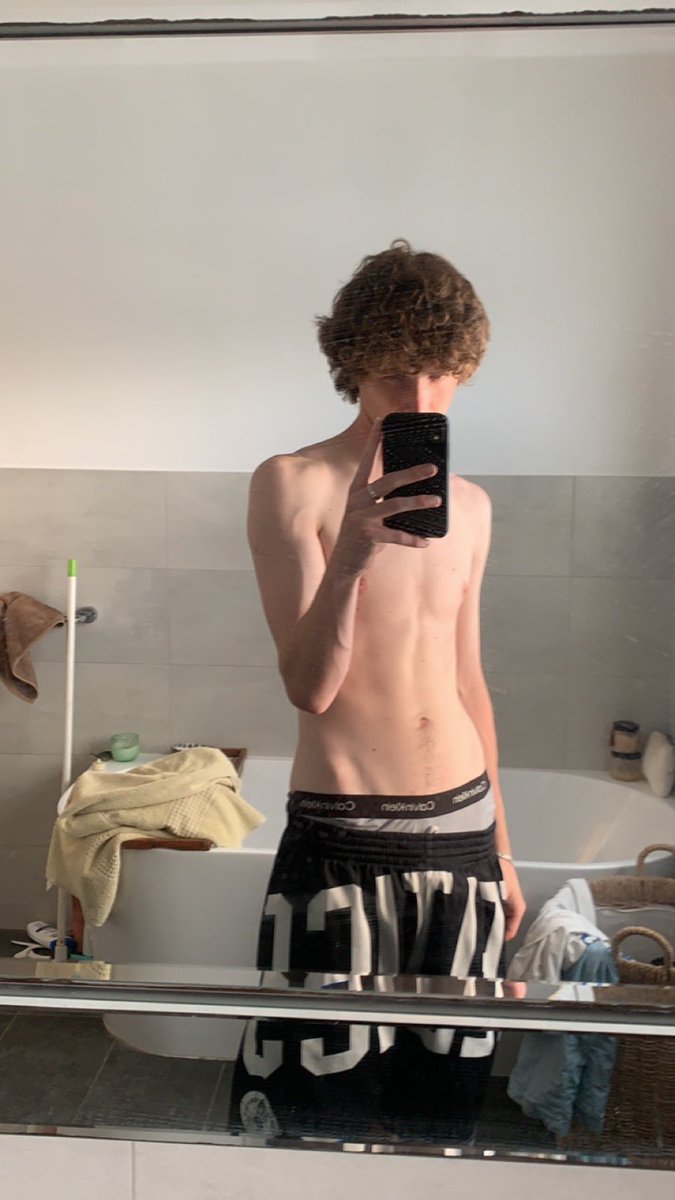 packingirth's tweet photo. Follow for more 😋
#hung #hot #horny #abs #malenudes #uncut #bwc #bigdick #naughty #nsfwtwtًً  #nsfw https://t.co/JhNxmJ9Zb1