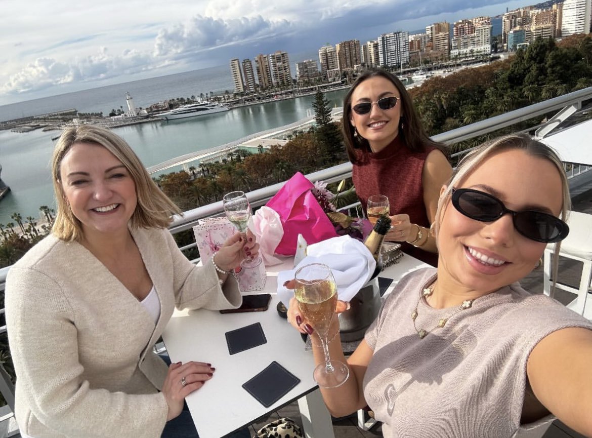 lyndsay mcroberts tweet media