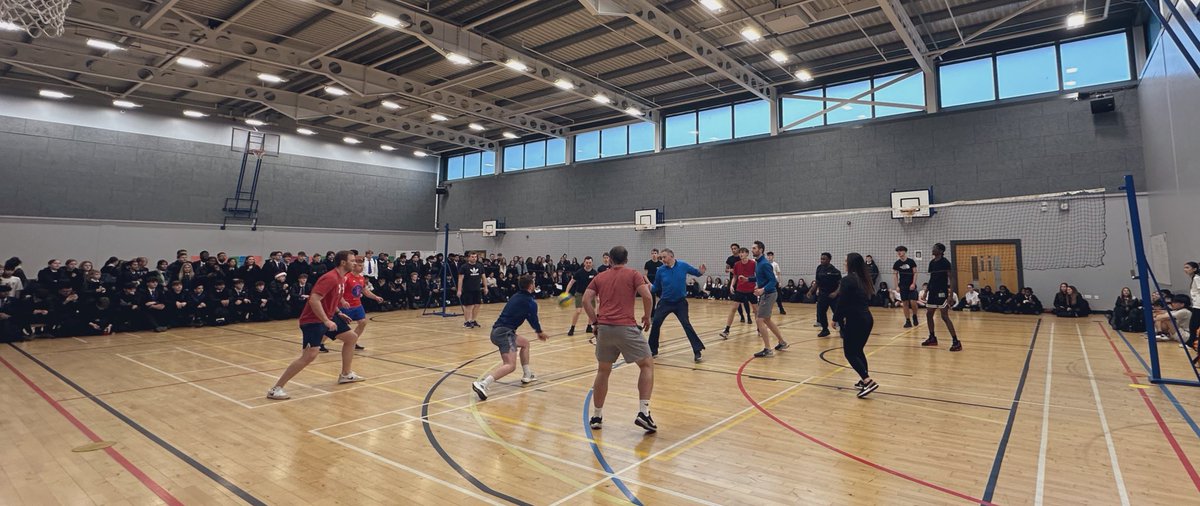 CHALLENGE THE STAFF - DAY 3 🏐

Staff 30 - 26 Pupils

The staff earned the point today after a very close game of Volleyball at lunchtime 🤝😅

Attention now turns to the decider tomorrow at lunch, where the seniors challenge the staff at Basketball 🏀🏆

#TeamHolyRood