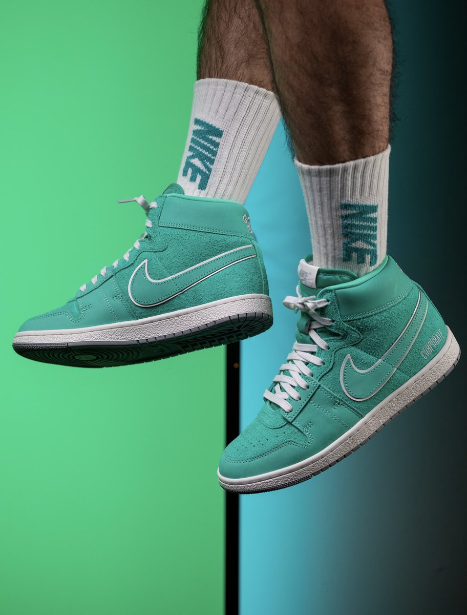 rchrd_305's tweet photo. Today’s wfh #kotd is the 2023 Corporate x Jordan Air Ship.
#nike #nikeair #jumpman #airjordan #jordan #sneaker #sneakerhead #sneakers #SnkrsLiveHeatingUp #snkrskickcheck #canon https://t.co/UMCFqNLyzY