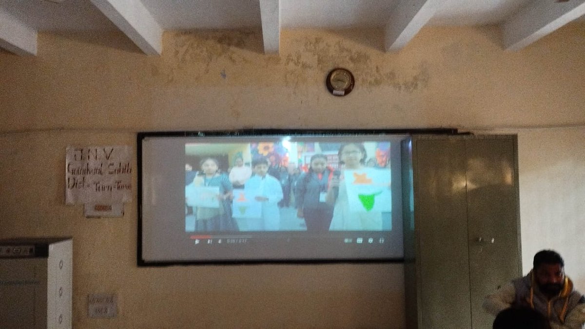 JnvTarn's tweet photo. Live streaming of Bhartiya Bhasha Utsav at JNV TARN TARAN 
#livestreaming #BhartiyaBhashaUtsav #NVS #jnv #BhashaUtsav2024 #nep2020 #Multilingualism #unitythroughlanguage #schooleducation #Moe #NVS #HEM https://t.co/dmz5V7hBzF