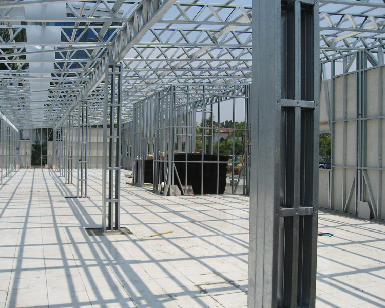 Explore the benefits of using light gauge steel framing over concrete in construction, including faster build times, cost savings and enhanced sustainability. Read more.
#Construction #LightGaugeSteel #LGSF #LGS #CFS #CFSteel #LGS #SteelFraming #Prefab
hubs.li/Q02_2fbX0
