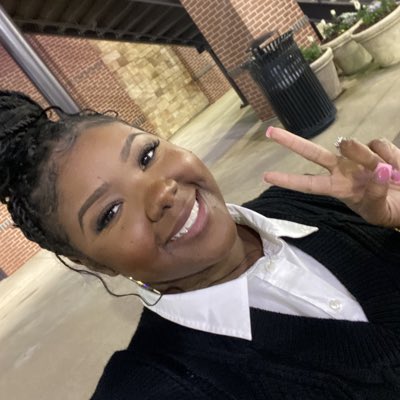 AlondreaR's tweet photo. #NewProfilePic https://t.co/ZujpsXunWM
