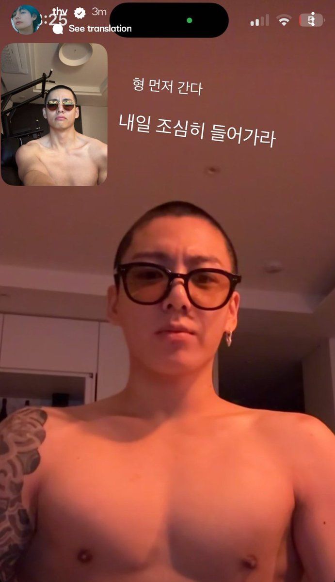 winnttaebear's tweet photo. its been a year isnce taehyung posted this https://t.co/ToFILZow3i