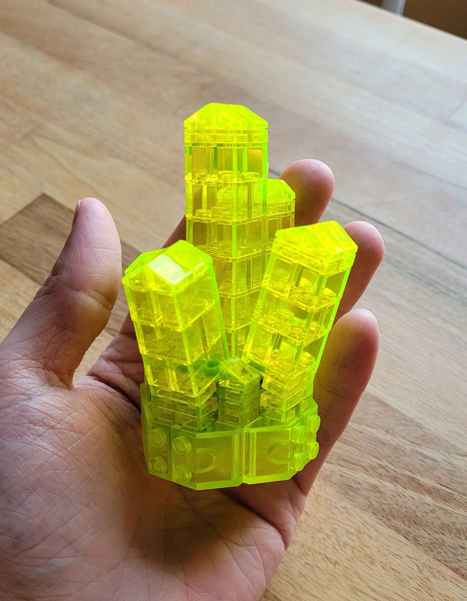 func_Mathias's tweet photo. Just released building instructions for a x6 upscaled Energy Crystal I have been working on. Always loved the Energy Crystals so having a bigger one was long overdue! Hope someone else finds enjoyment in this as well! Link bellow this post.
#Lego #MOC #RockRaiders https://t.co/hOSYxbugAq