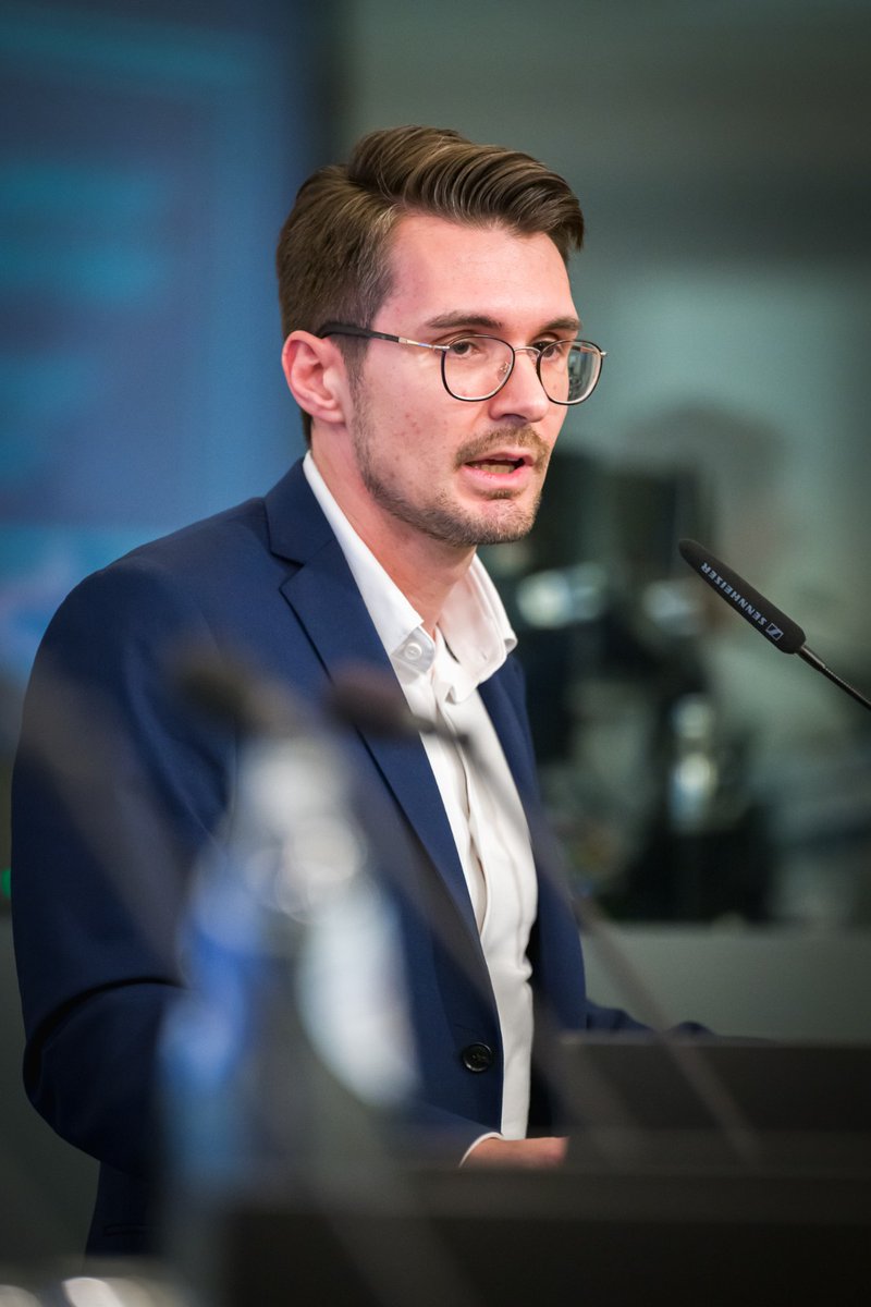 EPICO (@epico_online) on Twitter photo 🗣️"Europe’s competitiveness is under pressure. 
We need a Green Deal 2.0 that transforms net-zero ambitions into a competitive advantage—less red tape, more innovative solutions like tax incentives to drive sustainable growth" 
stated EPICO CEO Dr. Bernd Weber at #SGCS2024 🗣️"Europe’s competitiveness is under pressure. 
We need a Green Deal 2.0 that transforms net-zero ambitions into a competitive advantage—less red tape, more innovative solutions like tax incentives to drive sustainable growth" 
stated EPICO CEO Dr. Bernd Weber at #SGCS2024