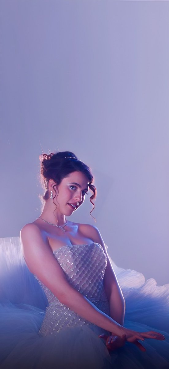 silverfolio_rr's tweet photo. Margaret Qualley Wallpaper from the Substance. 🤍💙

#MargaretQualley #TheSubstance
#Sydneysweeney #AnaDeArmas
#SpotifyWrapped #NCTDREAM https://t.co/FbDAy6EExb