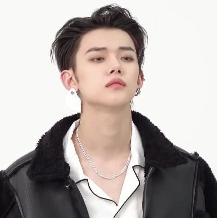 loopszzn's tweet photo. Choi yeonjun https://t.co/EmQYRCWX4p