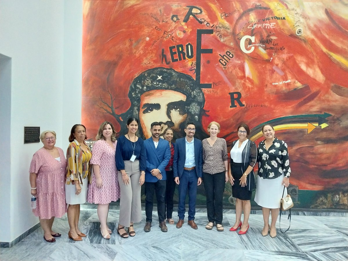 cricketcic's tweet photo. Grateful to the Fundación for arranging Emily’s meeting with Juana Lilia Delgado Portal, Minister-President of Cuba’s Central Bank, &amp; her policy team. They discussed macroeconomic modelling &amp; the challenges of modelling Cuba’s economy: an exciting step for future collaboration!🇨🇺 https://t.co/hxHgbks85D