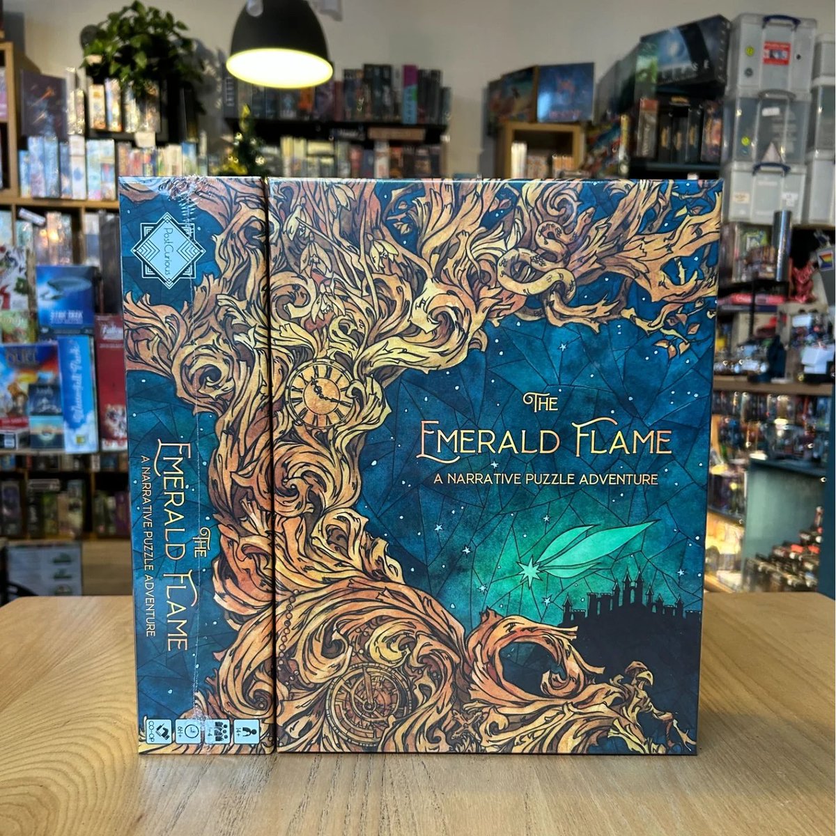 ancient_robots's tweet image. New board game arrivals! Whether you're teaming up or dueling for victory, we have some exciting new games!
Work together in The Emerald Flame, a narrative puzzle game in three parts.
Or compete to save cats in the two player game Isle of Cats Duel!
#ancientrobotgames