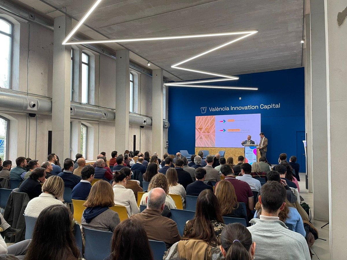 🚀Hui hem presentat a la #Farinera del #Grau📍el #Sandbox urbà, un laboratori viu per a impulsar la #innovació a #València. Més de 💯 recursos municipals per a implantar experiències pilot innovadores i ser un referent europeu en l'experimentació urbana.
🔗bit.ly/4g5mWJ5