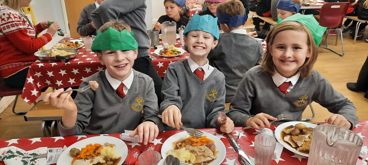 StPeterStPaul_'s tweet photo. SPSP shared a scrumptious Christmas lunch together today.  Our thanks to all our guests for joining us and, of course, to our Housekeeping Team for all their extra efforts in making it such a special occasion.
#SPSPchristmas2024 #SPSPfamily #thankful https://t.co/6OFC6lMbII