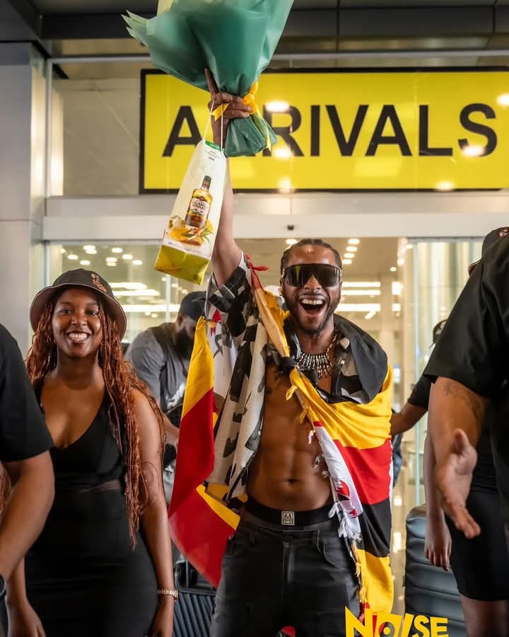 NsubugaDerric's tweet photo. Jamaican Dancehall Superstar, Dexta Daps has arrived in Uganda for the Noise Nation Festival at Lugogo Criket Oval on December 14, 2024.

Lil Pazo     Kyambogo University 
Martha Karua   #POWERBALL
Nairobi.l https://t.co/uFRfREhSiA