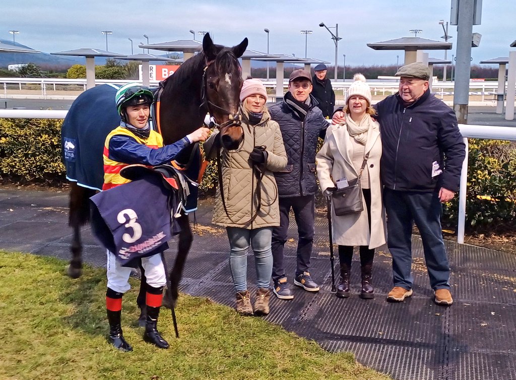 Chicago Storm with <a href="/ctkjockey/">Colin Keane</a>, <a href="/Chris_Timmons__/">Chris Timmons Racing</a>, and connections <a href="/DundalkStadium/">Dundalk Stadium</a>