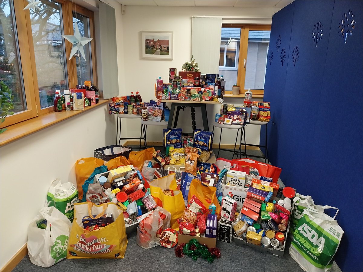 Daniel Connal LLP (@dcp_surveyors) on Twitter photo A huge 'THANK YOU' to all the wonderful colleagues, clients & friends, who came to our Colchester office Donation Day on Friday, contributing so generously to <a href="/colchfbank/">Colchester Foodbank</a> & <a href="/HomeStartCol/">Home-Start Colchester, Jaywick & Clacton</a>
Together we donated over 207kgs of #Christmas goodies as well as cash donations. Amazing! A huge 'THANK YOU' to all the wonderful colleagues, clients & friends, who came to our Colchester office Donation Day on Friday, contributing so generously to <a href="/colchfbank/">Colchester Foodbank</a> & <a href="/HomeStartCol/">Home-Start Colchester, Jaywick & Clacton</a>
Together we donated over 207kgs of #Christmas goodies as well as cash donations. Amazing!