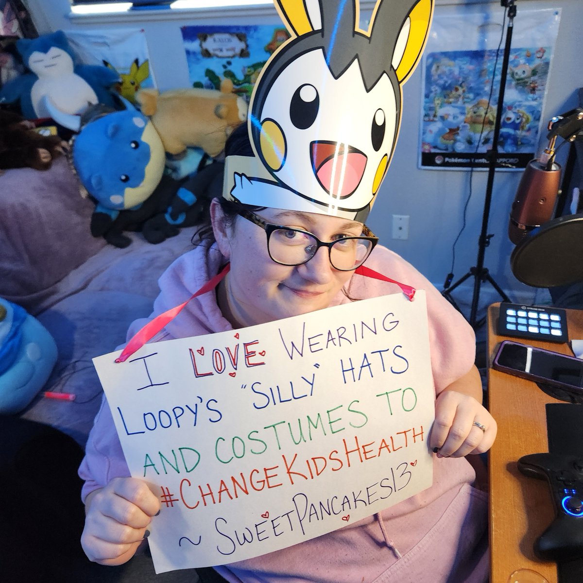 ExtraLife4Kids's tweet photo. Can we turn back the clock? 🤩 
2024 Game Day was a blast because of you, Extra Lifers! We loved seeing all of the fun and creative ways you game on. Thanks for showing us how you #ExtraLife! 💙 #givebackgameon

📸 @AtomicCow_04 @S15Costuming @[sweetpancakes13] on Instagram https://t.co/ilmKrJxeOg