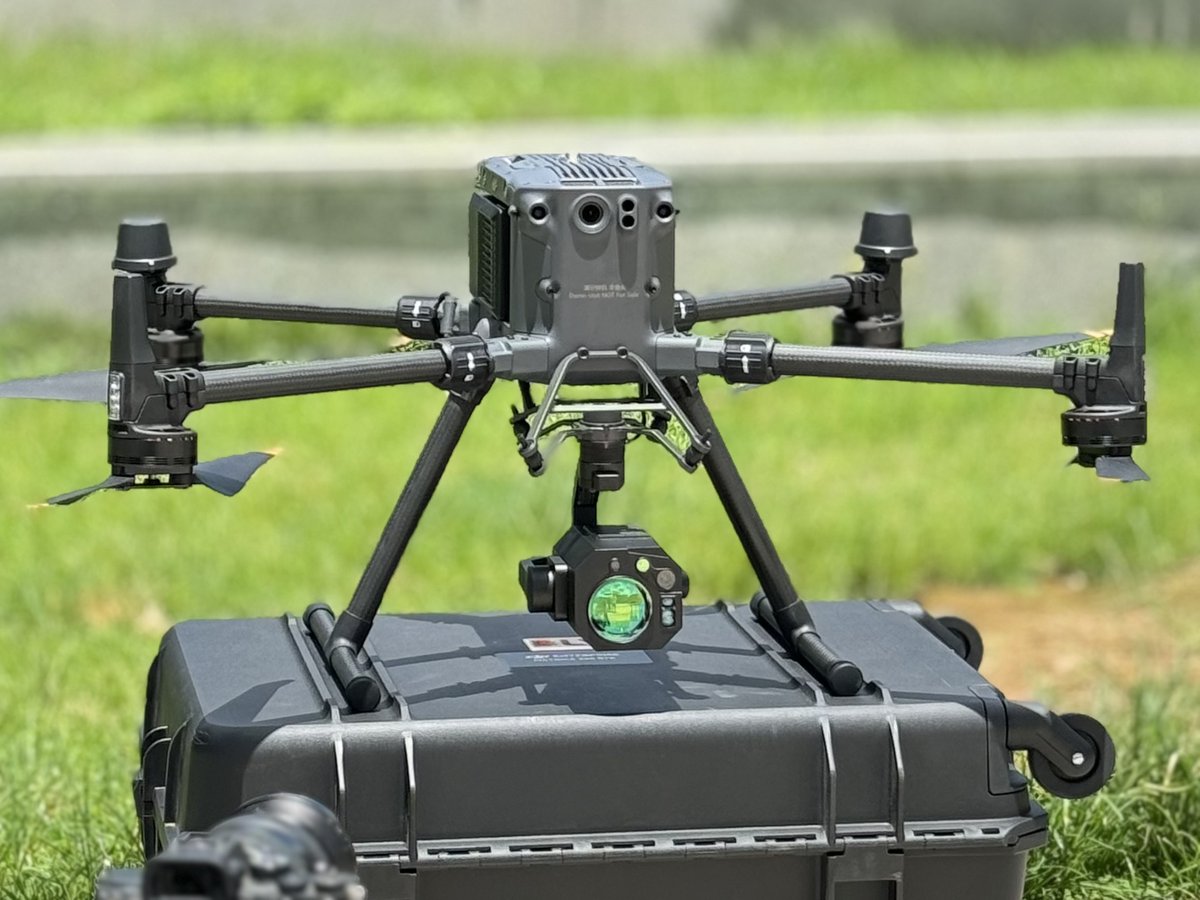 RCcorner's tweet image. 🚀 Big news! We&apos;ve teamed up with BLV to bring you the BL-CH4 UAV, a game-changer in methane detection! 🌍✨ First test? Success! 🎥 Video coming soon. Questions? Reach out at sales@rccorner.com. Stay tuned! #Innovation #BLV #MethaneDetection #VideoComingSoon