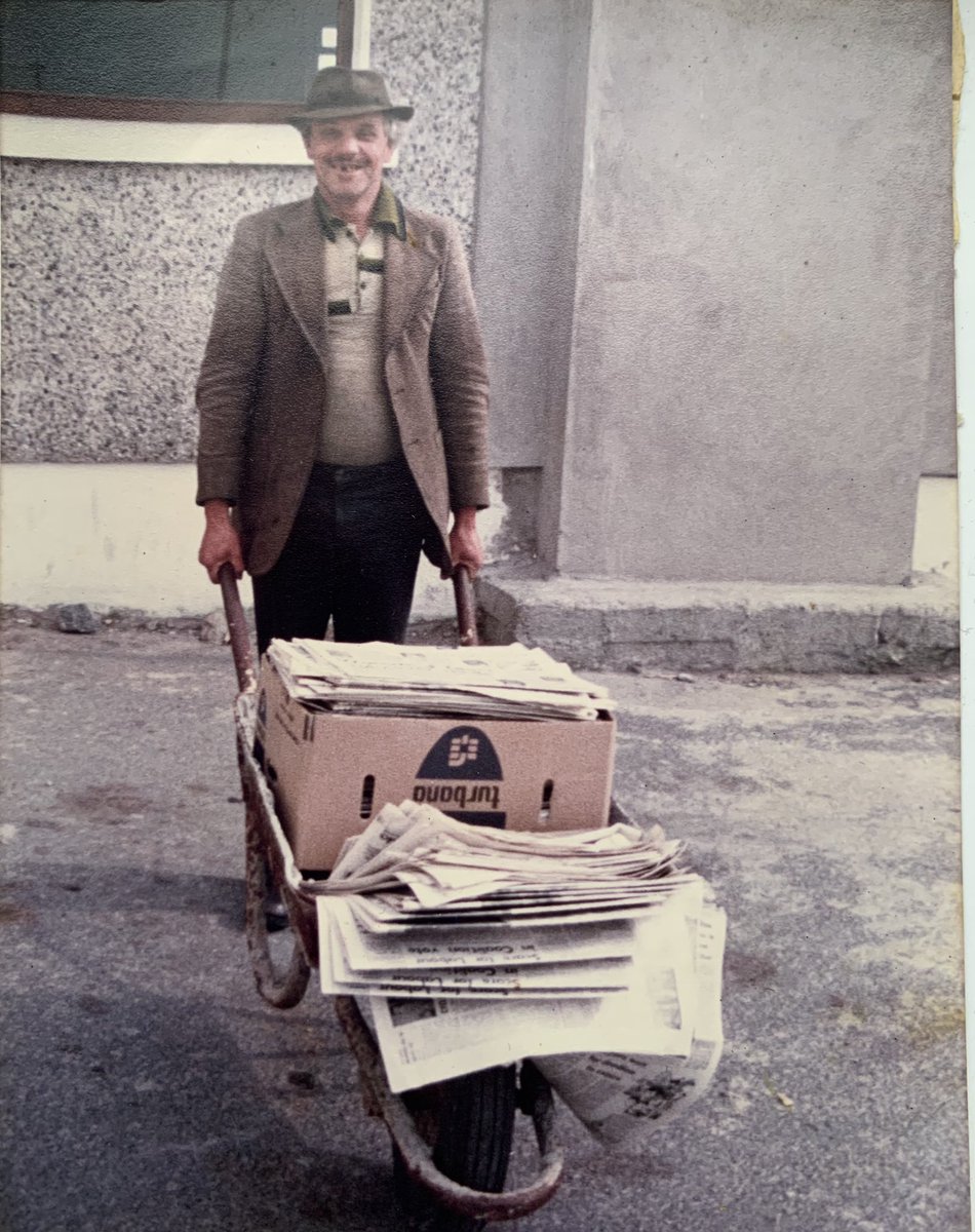 CompassBar's tweet image. A few pics of the local legends from the 1980s. 
There are many many more that have left us, but they are not forgotten 
#TheCompass #Currane #Compass50  #CraicAgusOl