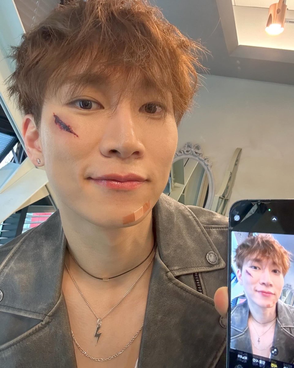 timetoEunkwang's tweet photo. 231212 #은광 인스타그램
🚌🧐🦊

#서은광 #비투비 #BTOB https://t.co/PJOkRbgguK