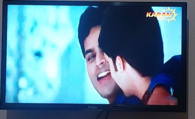 Zha_God's tweet photo. யோவ் ஜீவா ஏன்யா செத்து போன 😭😭😭😭😭😭😭 https://t.co/lCs3jwjZny