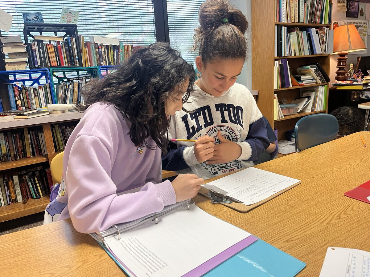 University Elementary tweet media