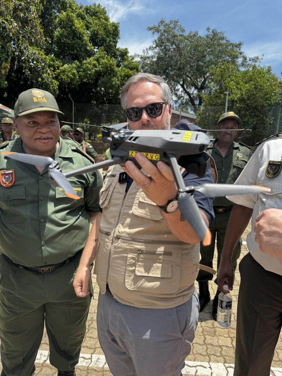 Leon_Schreib's tweet photo. For the first time ever, the Border Management Authority, in partnership with the Department of Rural Development, is deploying drone technology to secure and manage our ports of entry. This is another major step towards our vision for digital transformation! 🇿🇦 https://t.co/MtHLL9DJrx