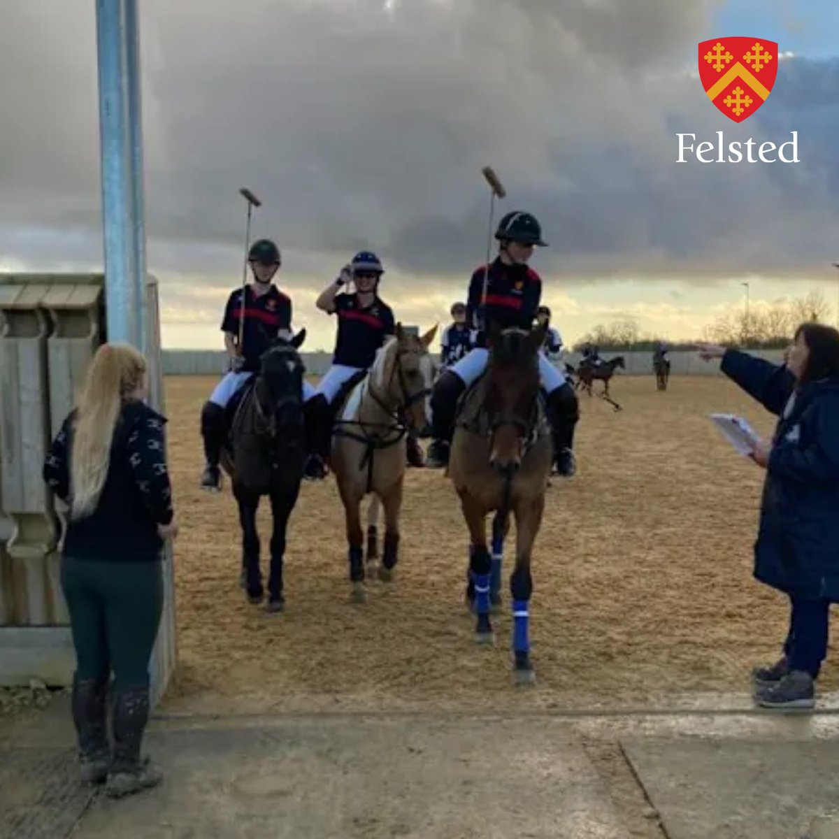🏇✨<a href="/felstedprep/">Felsted Prep School</a>'s Leo K &amp; Immy L shone at the SUPAs Polo competition! Their first outing saw them organised &amp; confident, securing 🥈Seniors Dixie Z, Seren T &amp; Seraphina H also impressed: Dixie scoring twice in a 2-0 victory. Read on: bit.ly/Felsted-Polo-S…
#FelstedCharacter