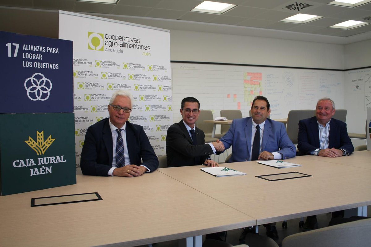 Cooperativas Agro-alimentarias Jaén (@coopsagroja) on Twitter photo #CONVENIO# @CajaRuralJaen y <a href="/CoopsAgroJA/">Cooperativas Agro-alimentarias Jaén</a> renuevan su alianza estratégica por 6º año consecutivo. Este convenio, en vigor hasta el 1 de diciembre de 2025, representa un apoyo fundamental para las 156 cooperativas agroalimentarias facilitando financiación accesible y preferente. #CONVENIO# @CajaRuralJaen y <a href="/CoopsAgroJA/">Cooperativas Agro-alimentarias Jaén</a> renuevan su alianza estratégica por 6º año consecutivo. Este convenio, en vigor hasta el 1 de diciembre de 2025, representa un apoyo fundamental para las 156 cooperativas agroalimentarias facilitando financiación accesible y preferente.