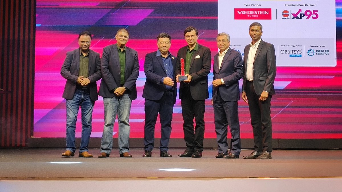 sid06's tweet photo. Four Awards, One Legacy: Mahindra Shines at Autocar Awards 2025!
1. Compact SUV of the Year - XUV 3XO
2. 4x4 of the Year - Thar ROXX
3. Manufacturer of the Year
4. Car of the Year - Thar ROXX
#AutocarAwards #Mahindra #TharROXX #XUV3XO https://t.co/COG8LyhwMu