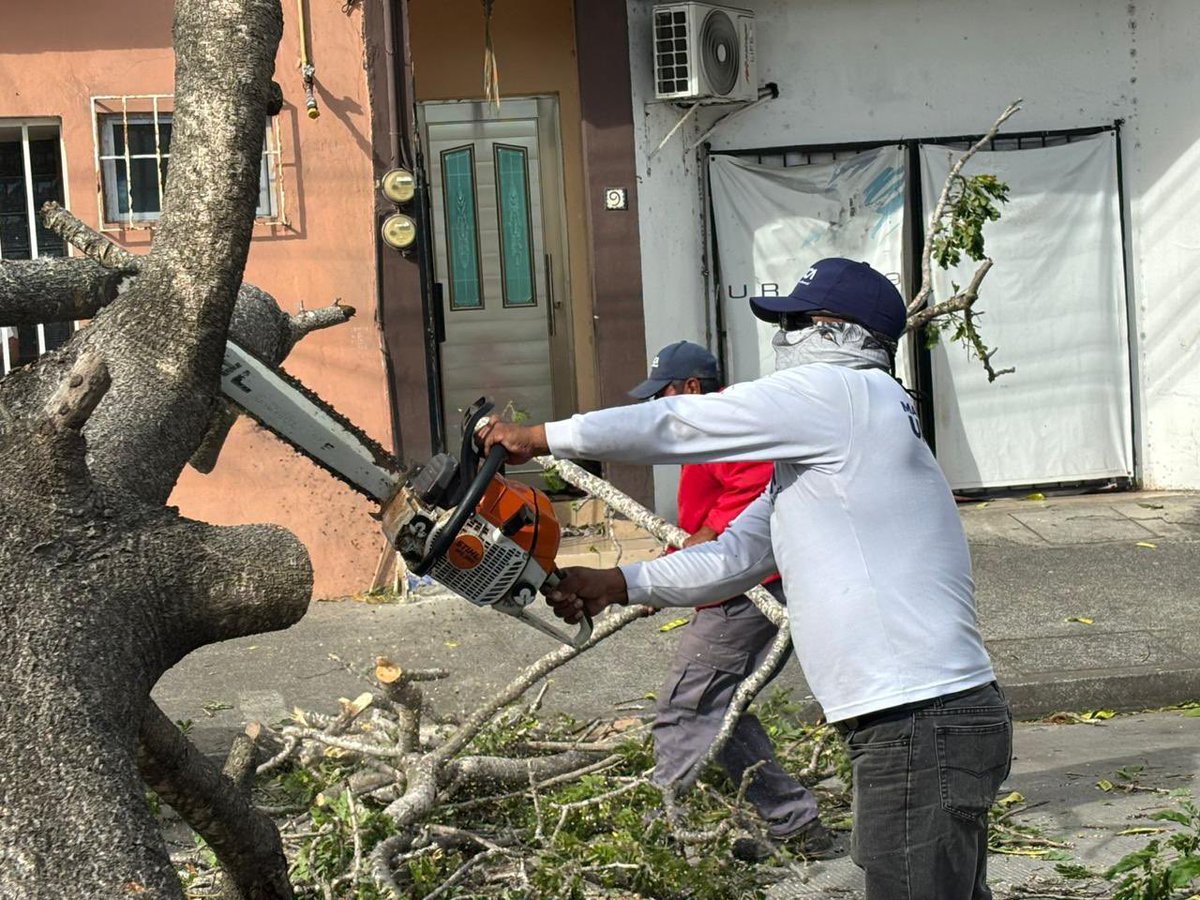 JM_UNANUE's tweet photo. Ante la presencia de vientos del norte con rachas violentas, los exhortamos a seguir tomando las medidas necesarias para preservar su integridad física. https://t.co/rvCDPFRi1M