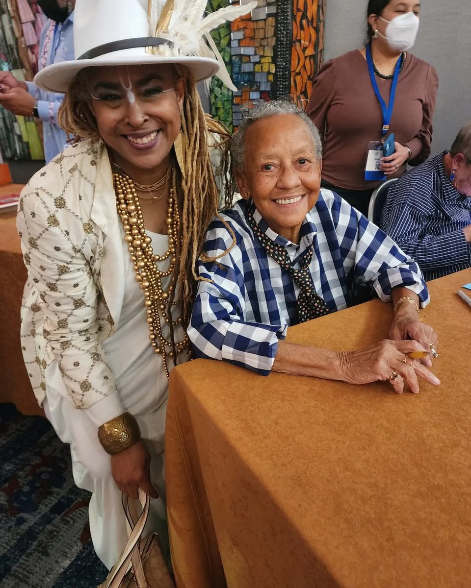 Rest well Ibae Nikki Giovanni...thank you for your incredible creations of fearless art...

Repost:
"...Nikki Giovanni wrote love letters to the resistance, taught many of us how to plant kisses on bullet shells and to appreciate the thorns on the roses." ~ Saul Williams
