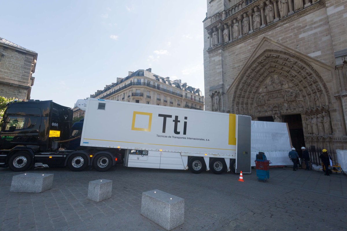 Ttionline's tweet photo. 💛 Reapertura de la Catedral Notre Dame de París: la participación de Tti en el rescate de las obras de arte después del incendio.

https://t.co/JcZBQBOPcK

#NotreDameDeParis https://t.co/gGqwwJAz3j