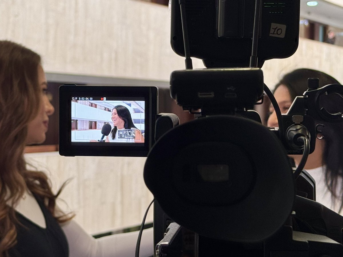 PaolaHolguin's tweet image. Gracias a @JohaToroJ y su gran equipo de Comisiones en Vivo por informar a los colombianos sobre nuestra labor legislativa 🇨🇴 @CanalCongreso