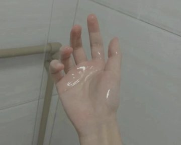 xiaomeilaoshi's tweet photo. 这X睡前真的是刷不了一点，老是刷到小视频，给我看湿了又想自慰 https://t.co/i3AhFEyp9t