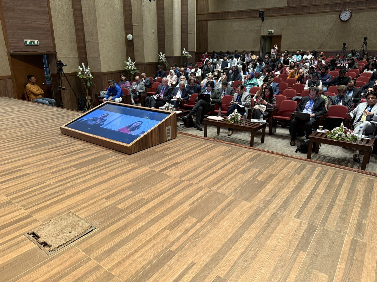 Aadil Nakhoda (@economistaadil) on Twitter photo <a href="/IBACBER/">IBA Centre for Business and Economic Research</a> and <a href="/sess_iba/">School of Economics and Social Sciences(SESS), IBA</a> hosted their fourth annual conference, titled ‘Rethinking Economics in the contemporary world’. I moderated a panel discussion on how international trading activities must evolve as the world becomes more digitalised. The panel had experts from <a href="/IBACBER/">IBA Centre for Business and Economic Research</a> and <a href="/sess_iba/">School of Economics and Social Sciences(SESS), IBA</a> hosted their fourth annual conference, titled ‘Rethinking Economics in the contemporary world’. I moderated a panel discussion on how international trading activities must evolve as the world becomes more digitalised. The panel had experts from