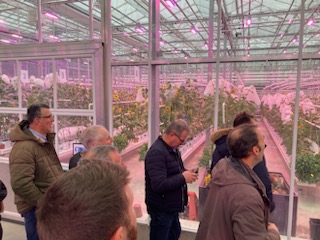 Dans le cadre des formations/ découvertes Hiver,nos clients Agrialliance ont visité les sites Syngenta seeds🌻 St Sauveur et Ondes,laboratoires 🔬et serres Recherche.
Merci 👍aux équipes SY pour leur accueil!