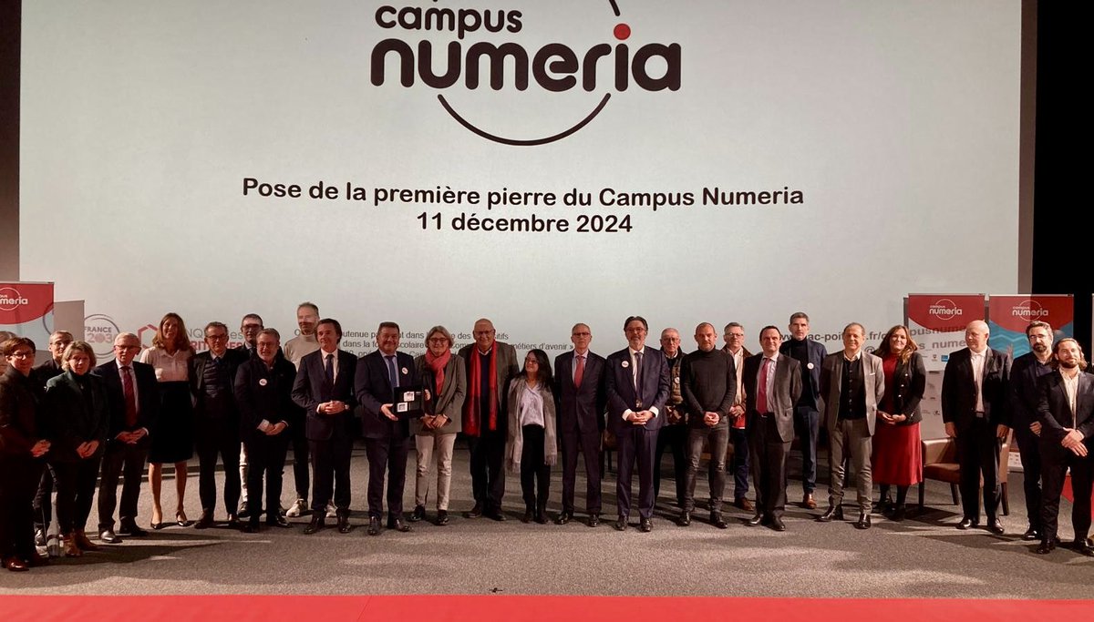 Département de la Vienne tweet media