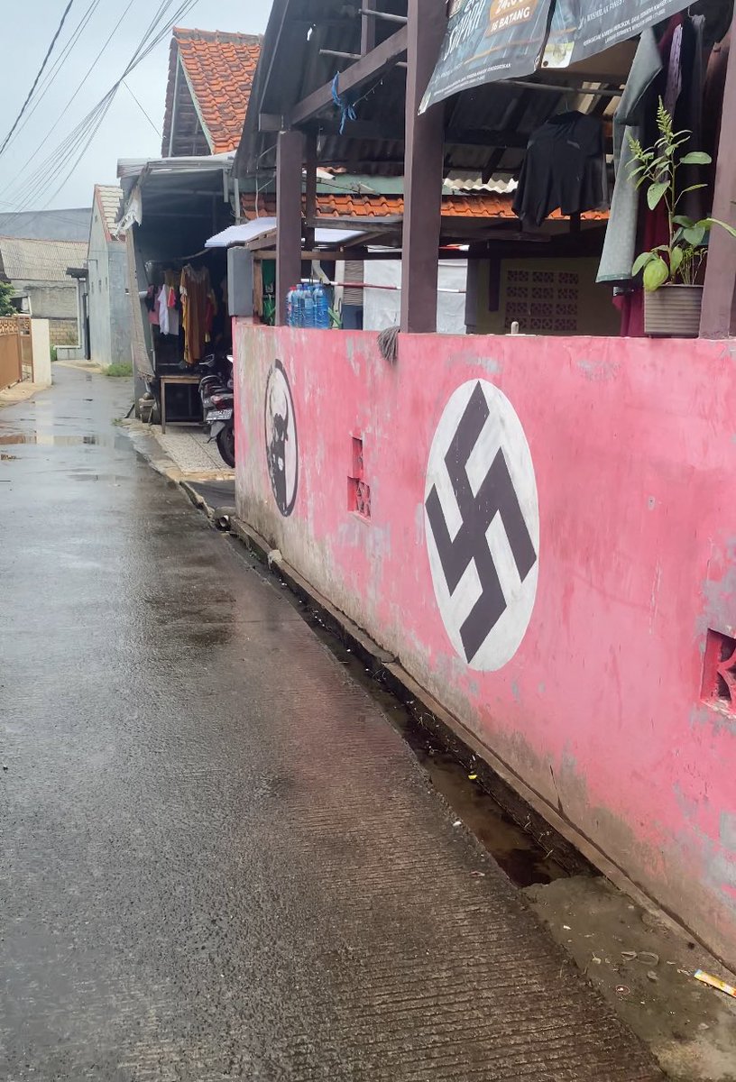 DEPOK MEMANG BEDA