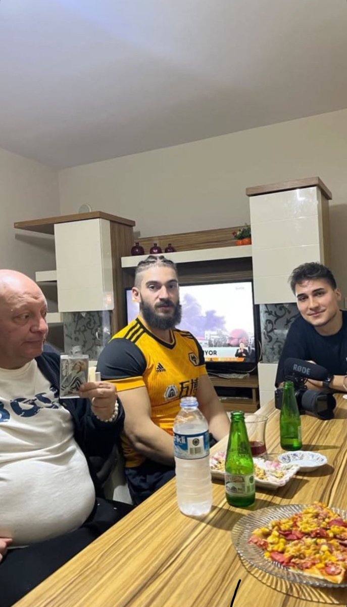 bu nası tayfaa?? Nerdesinpango,taksim delisi cenk,hz yasuo ve testo taylan