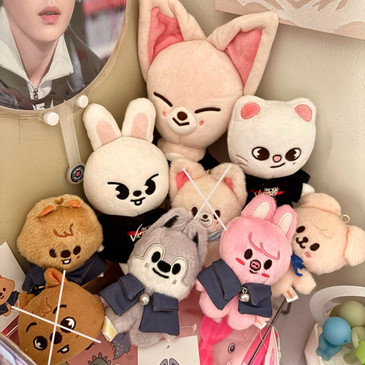 loveinkart's tweet photo. hello,,, ic interest check ph skz stray kids

skzoo 10 cm, mini, and regular 
— range: ₱700-₱1,500

majority don’t have tags anymore, some might have no plastic as well, not the final prices!

# wolf chan leebit dwaekki jiniret  han quokka puppym https://t.co/dGFWC2jYlU
