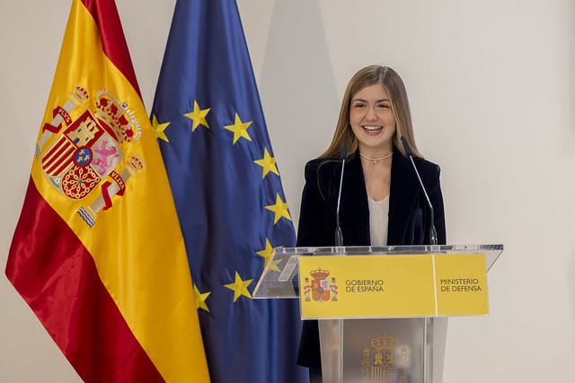 🔝📢Esta semana ha tenido lugar el acto de entrega del #Certamen Nacional Carta a un Militar en el que nuestra alumna Isabel Niño ha sido galardonada con el Primer Premio.
¡Nuestra enhorabuena Isabel‼