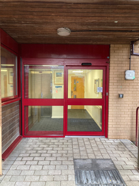 Casewell Block Student Accommodation Upgrade
We helped Jac replace a manual swing door with a sliding automatic door, making it easier for people with limited mobility. Our BSEN-accredited engineers efficiently installed a new slide door operator and pocket door.
#AutomaticDoors