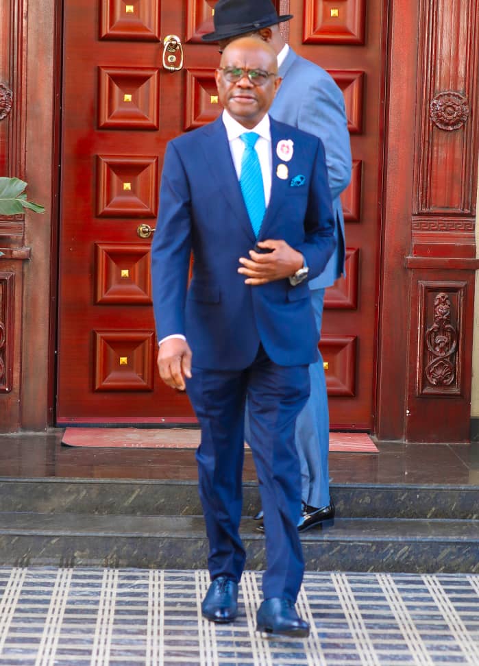 possible1001's tweet photo. The man God is using to transform Abuja
Nyerishi ๐ณ๐ฌ
#Wikeisworking https://t.co/iSA2FdAaWp