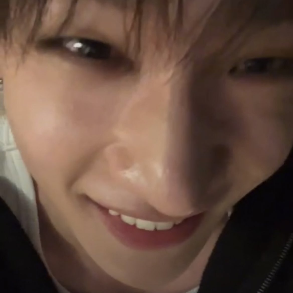sapphicjoys's tweet photo. a gnabnahc live https://t.co/EnC7uMvZPW