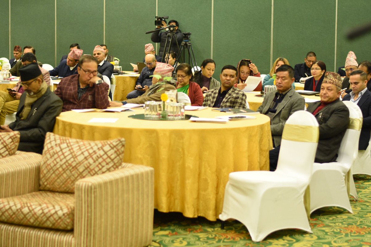 **परिमार्जित जनसंख्या नीति निर्माण थालनी **

देशको आवश्यकता र समस्यालाई पूर्ण सम्बोधन गर्ने जनसंख्या नीति आवश्यक छ ।

घट्दो जनसांख्यिक वृद्धिदर हाम्रो भावी चुनौती बन्न सक्ने देखिएकाले यसलाई सम्बोधन गर्न हामीले निरन्तर बहस जारी राखेका छौं ।

यसै क्रममा आज राष्ट्रिय जनसंख्या नीति