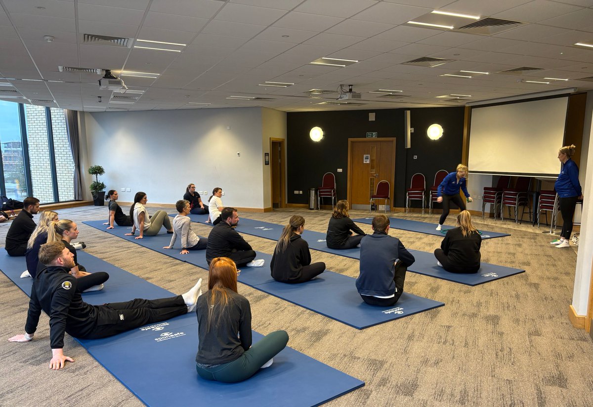 SportsafeUK's tweet photo. It’s great to see Sportsafe Gymnastics Mats 🤸 being used to deliver  a PE Workshop by @MaxWhitlockGYM at the @afPE_PE Development Day. We’re proud to support this fantastic event!

#afpedevday2024 #SupportingTheNextGeneration #afPE #PE #Education #PhysicalEducation https://t.co/elAyuV6N7k