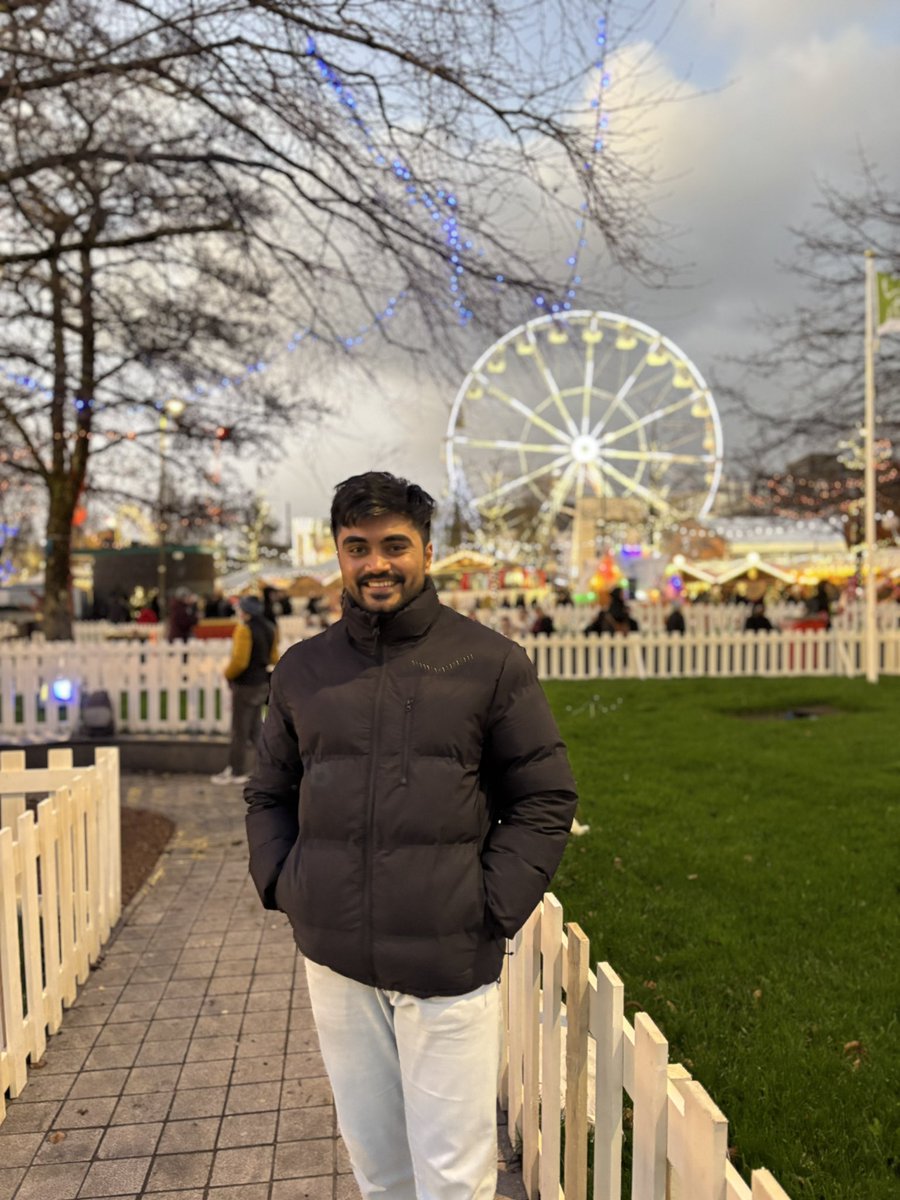 tanmayeah's tweet photo. Galway during Christmas ❄️

#Ireland #galway #Christmas2024 https://t.co/ulTIAP7LbX